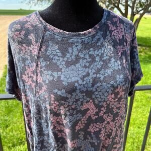 Christopher and Banks women’s size medium T-shirt, short sleeve, crewneck